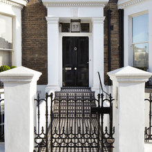 60 Manor Park entrance