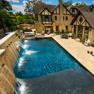 Tremendous in Terrell Hills