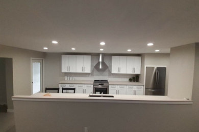 Kitchen - contemporary kitchen idea
