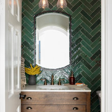 Colorful small bath