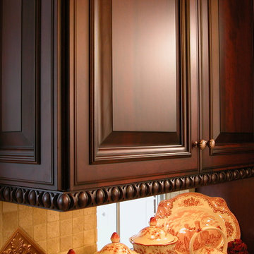 Bay Oaks in Clear Lake Kitchen and Archway (Houston, TX)