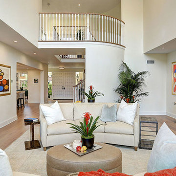 Classic Contemporary | Brentwood | Living Room