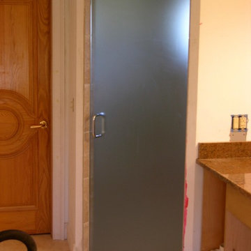 Patterened Frameless Glass