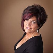 Lisa Leone's photo