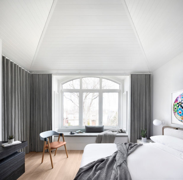 Современный Спальня by Hodgson Design Associates