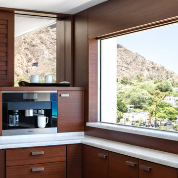 Diamond Head Condominium