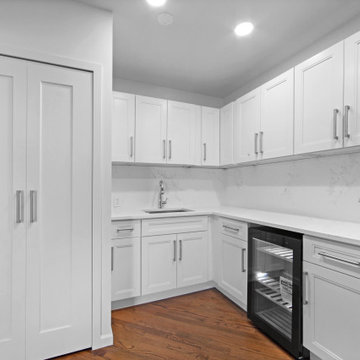 Home bar area: Sutton Place Three Bedroom Remodel