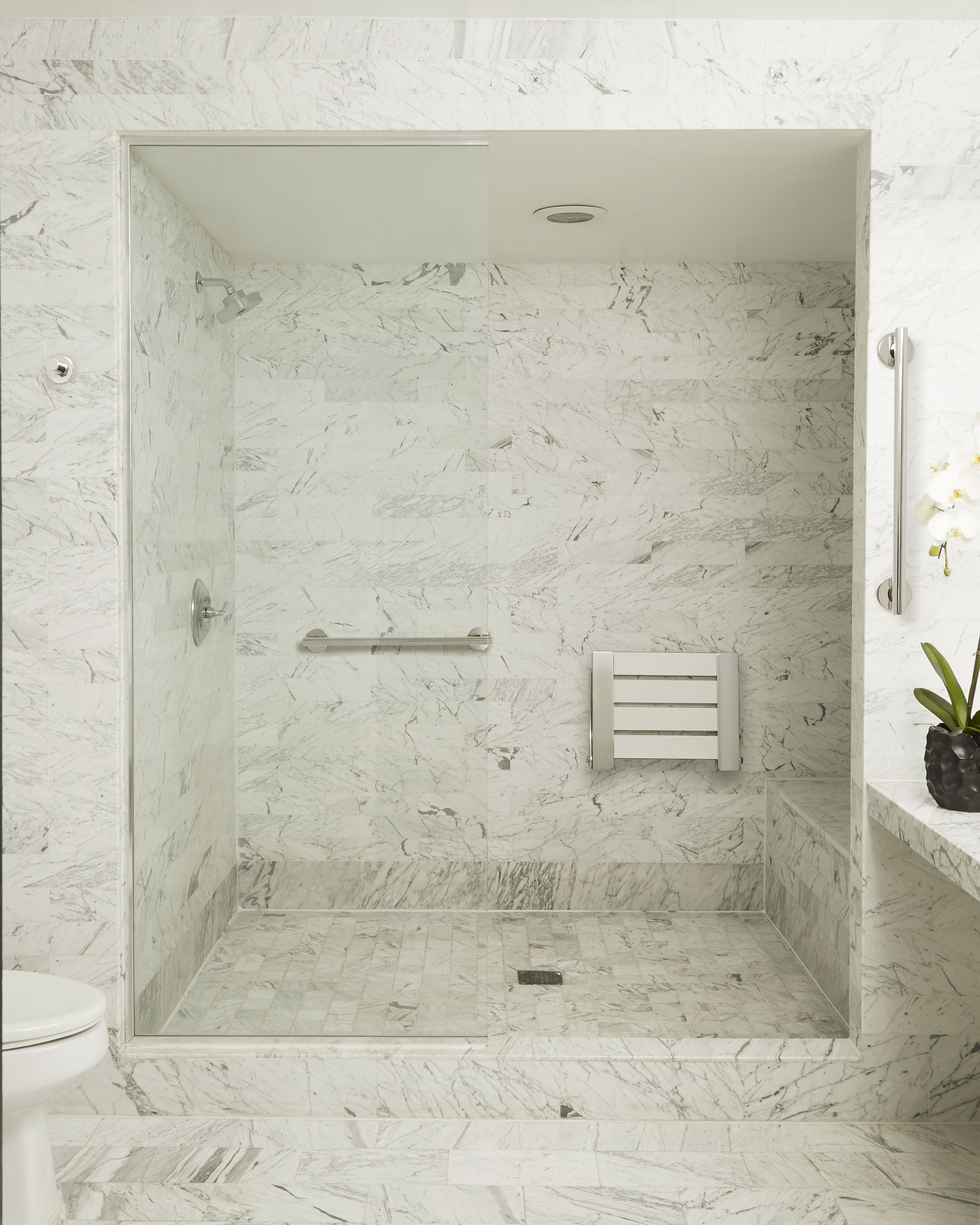 Coronado Oval Designer Shower Grab Bar, Polished, 12"