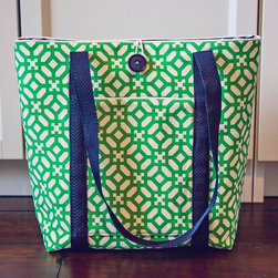 Medium Tote Bag - Lifestyle And Leisure