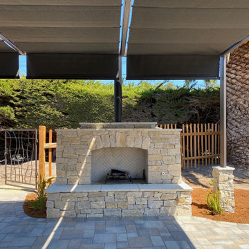 Monterey Elegance | Gather, Relax, Escape