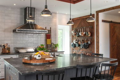 Elegant kitchen photo in Philadelphia