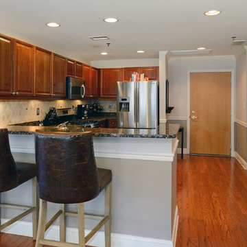 825 Adams