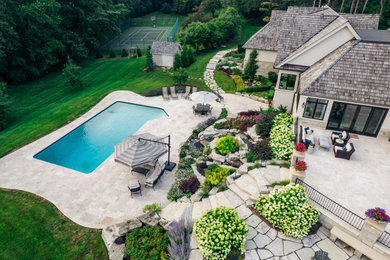 Example of a mountain style pool design in Chicago