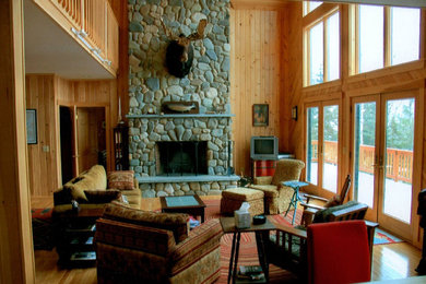 Mountain style family room photo in Portland Maine