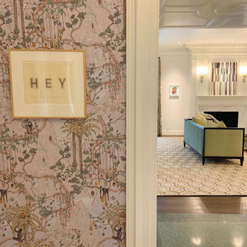 Luxious Lacquer Walls and Ceiling