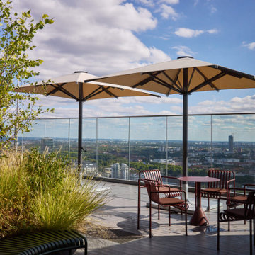 Große Sonnenschirme für Dachterrasse in Berlin