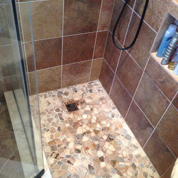 Master Bath - Sliding Door