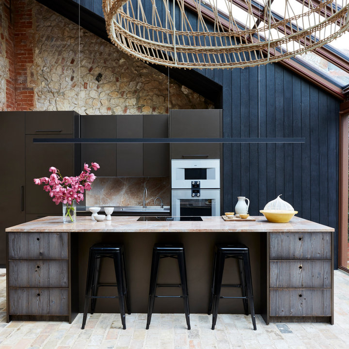 75 Beautiful Black Kitchen Ideas and Designs - August 2024 | Houzz UK