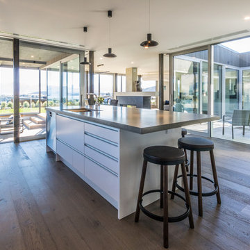 Lake Wanaka Courtyard House