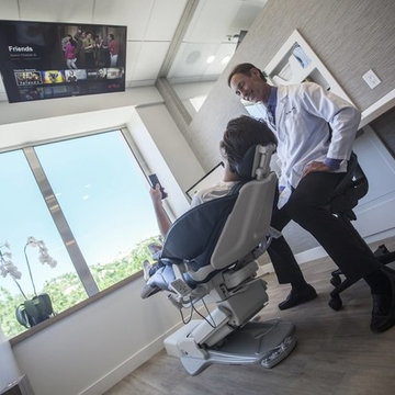 Sunset Plaza Dentist Office