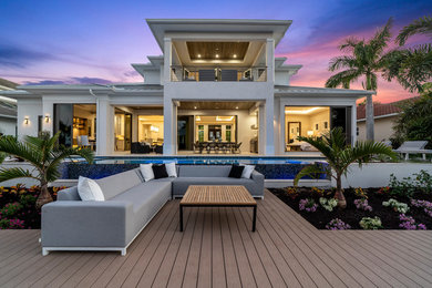 Inspiration for a deck in Miami.