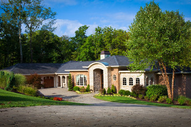 Inspiration for a timeless exterior home remodel in Cincinnati