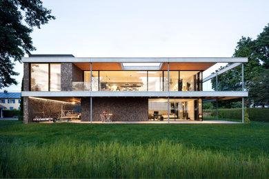 This is an example of a modern home in Munich.