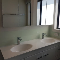 Bathroom acrylic splashbacks - Bath Products