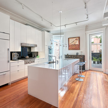 Contemporary Kitchen