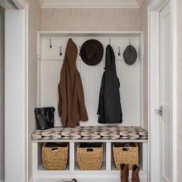 Relaxed Neutral Elegance