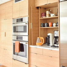 laundry/pantry/workroom