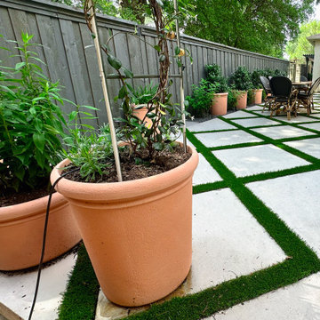 Modern Geometric Oasis: A Contemporary Backyard Retreat | Dallas, TX