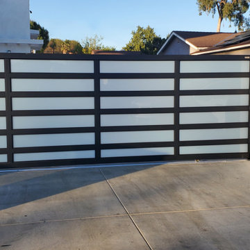 Inspirational Entrance Gate to Family Home