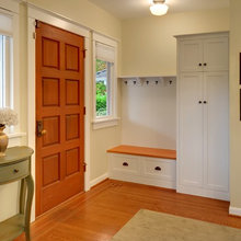 Hallway built-ins