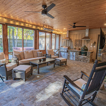 Screened Porch with Outdoor Kitchen