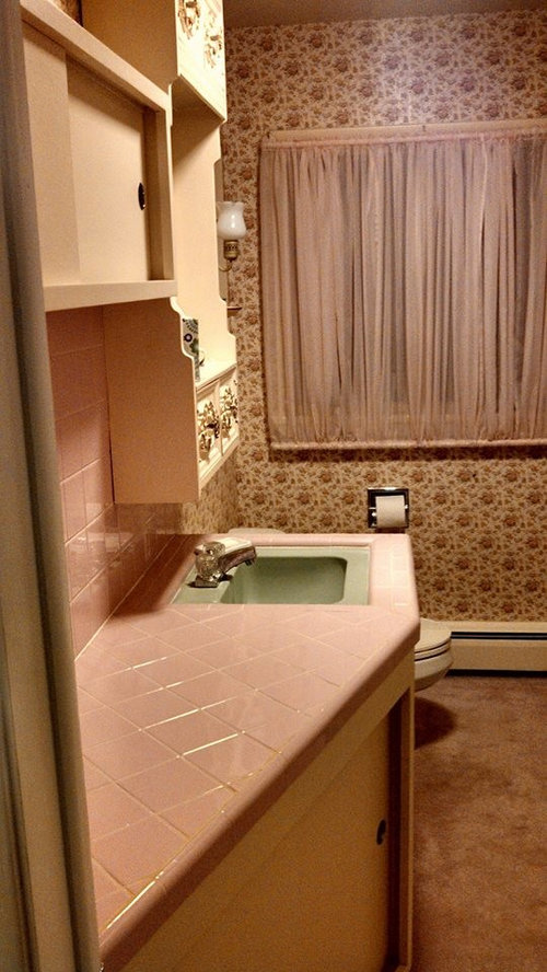 Should I update my 1950's bathroom?