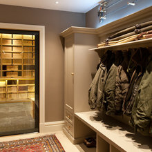 coat room