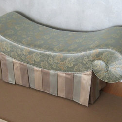 OTTOMANS - Products