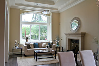 Living room - living room idea in San Francisco