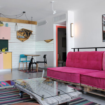 My Houzz: Colorful Weekend Apartment Getaway in Israel