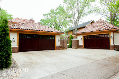 Garage - garage idea in Minneapolis