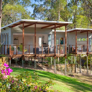 ブリスベンのコンテンポラリースタイルのおしゃれな小さい家 (片流れ屋根) の写真