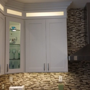 Kitchen Undercabinet Lighting