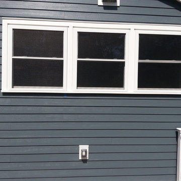 6 1/4" Cedarmill HardiePlank in Evening Blue, Arctic White HardieTrim