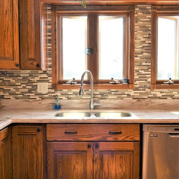 North Liberty, IN. Haas Signature Collection. Country Style Oak Kitchen