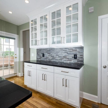 Classic Black & White Kitchen