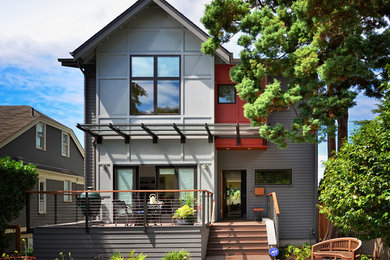 Entryway - transitional entryway idea in Seattle