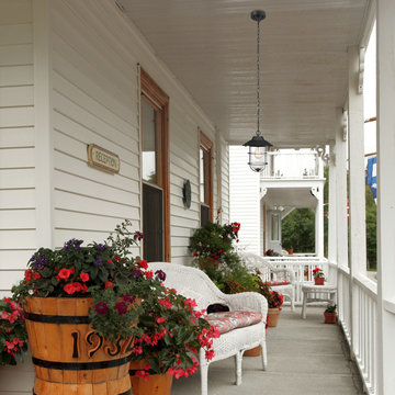 Matthews Outdoor Indoor Pendant, Matte Black, Seeded Glass Shade