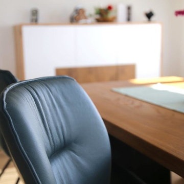Funktionsstuhl für aktives Sitzen und entspanntes Zurücklehnen