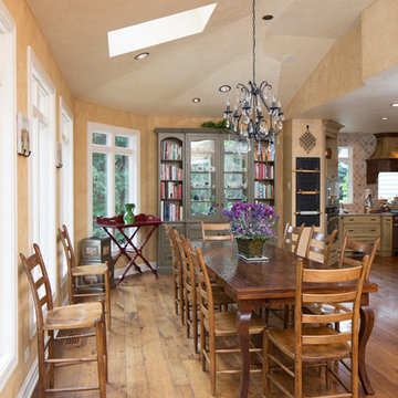 Naperville Luxury Custom Diningroom